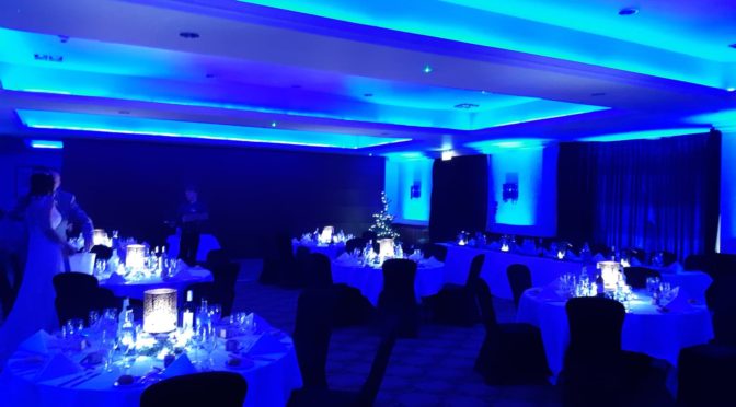 wedding-toastmaster-doubletree-by-hilton-cambridge-belfry